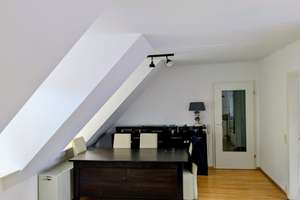 Sonnendurchflutete und WG geeignete Dachgeschosswohnung zu vermieten – Die vollständige Adresse der Immobilie erhältst du vom Anbieter., 52072 Richterich, Aachen – Vorschaubild 11