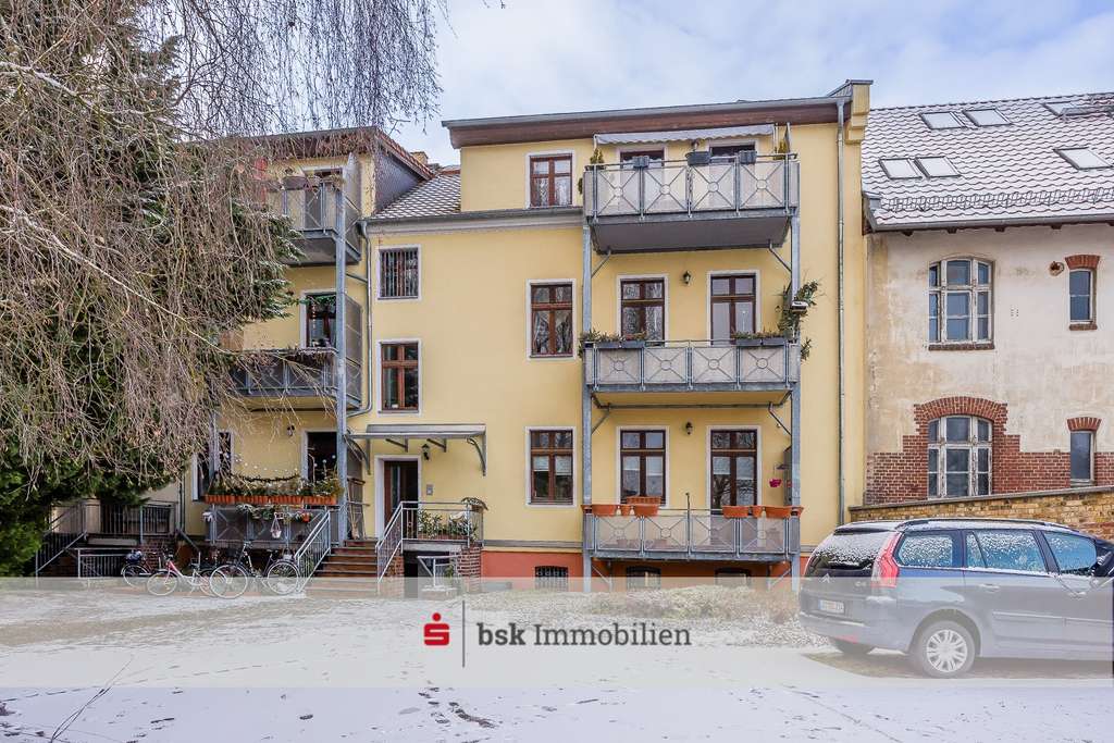 Immobilie in Briesen (Mark) - Kernsaniertes Mehrfamilienhaus mit Top-Rendite am Regionalbahnhof - Bild 1