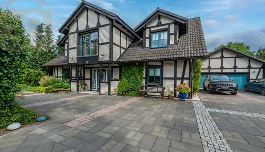 Bild von Modernes Einfamilienhaus mit Schwimmbad, Sauna und großem Grundstück