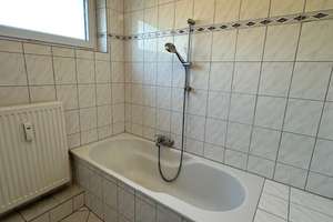 Stilvolle 2-Zimmer Wohnung im Hochparterre mit Süd-Loggia, Einbauküche und PKW-Stellplatz – Die vollständige Adresse der Immobilie erhältst du vom Anbieter., 38444 Westhagen, Wolfsburg – Vorschaubild 12