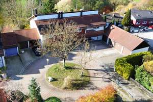 Architektenhaus in erster Reihe mit unverbautem Blick ins Naturschutzgebiet - Wohnen wie im Urlaub! – Die vollständige Adresse der Immobilie erhältst du vom Anbieter., 84424 Isen – Vorschaubild 3