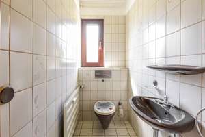 Gut geschnittene 3,5-Raum-Wohnung mit rd. 96 m² und Sonnenbalkon in Burgaltendorf  – Die vollständige Adresse der Immobilie erhältst du vom Anbieter., 45289 Burgaltendorf, Essen – Vorschaubild 10