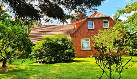 Bild von *Reserviert* Wunderschönes Einfamilienhaus mit Ausbaureserve in Küstennähe