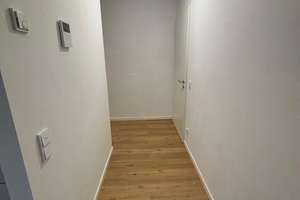 Moderne & geräumige 2 Zimmer Terrassenwohnung in Frankfurt am Main – 60329 Bahnhofsviertel, Frankfurt am Main – Vorschaubild 2
