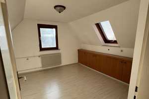 Gemütliches Haus mit Garage & Schuppen in schöner Lage – Mönchberg (Schönbuch) – Kirchstraße 15, 71083 Böblingen (Kreis) – Vorschaubild 9