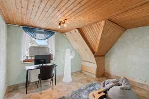 TRAUMHEIM - EFH mit 307 m² Innenraum, einem 600 m² großen Grundstück und zwei Garagen in Aichach – Aichach-Friedberg (Kreis) – Vorschaubild 19