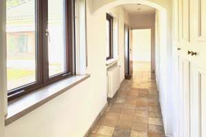 Bungalow  mit Tradition und Charme 
Großer Anbau gewerblich nutzbar  -  herrliches Grundstück in ... – Die vollständige Adresse der Immobilie erhältst du vom Anbieter., 24768 Rendsburg – Vorschaubild 9
