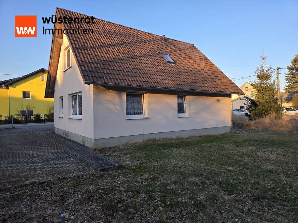 Immobilie in Neukirch/Lausitz - Kleines Einfamilienhaus mit Nebengelass in Neukirch - Bild 2