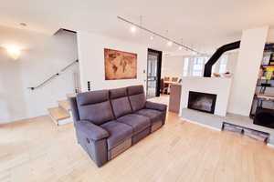 **Hochwertiges Townhouse mit Dachterrasse und großzügiger Wohnfläche** – Böblingen (Kreis) – Vorschaubild 5
