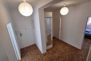 Möblierte Wohnung ~108m² befristet 12-36 Monate 4,5 Zimmer,2 Balkone, 2 Bäder – Die vollständige Adresse der Immobilie erhältst du vom Anbieter., 12107 Mariendorf, Berlin – Vorschaubild 13