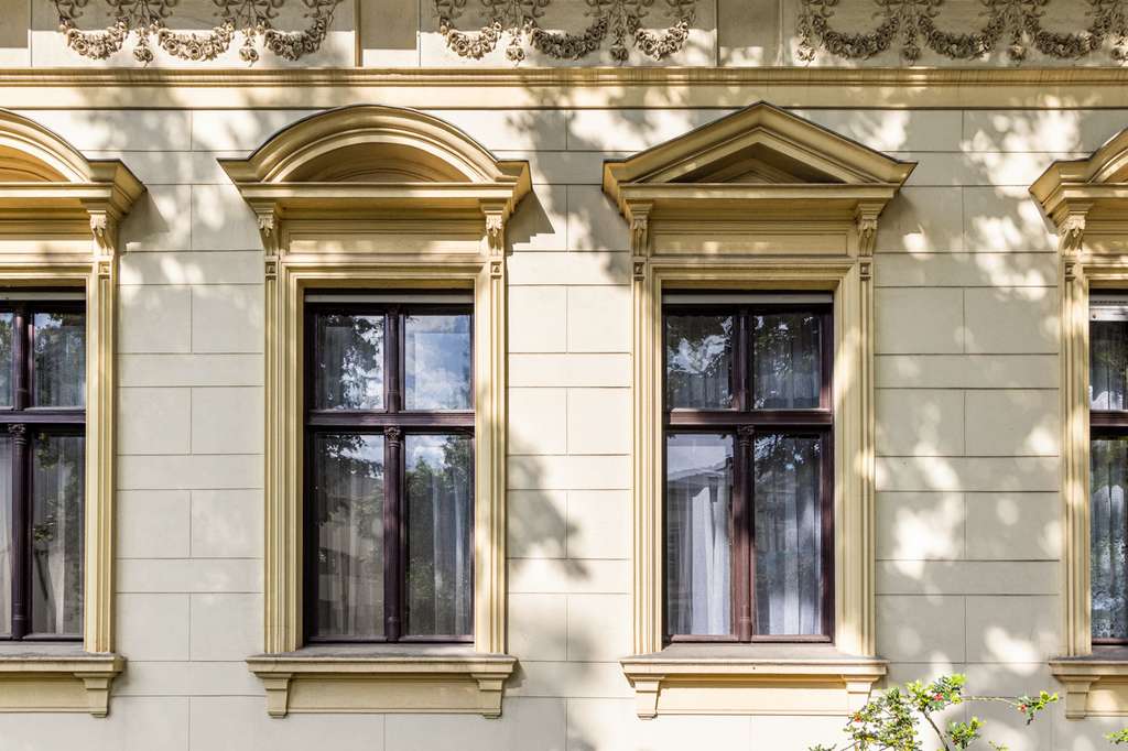 Immobilie in Nauen - Einzigartige Villa von 1871 im Herzen von Nauen – perfekt für Familien oder Wohnen & Arbeiten - Bild 2