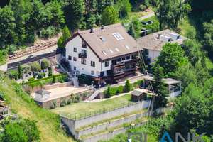Exklusive Villa in Massivbauweise – mit Wellnessbereich, Aufzug und großzügigem Raumkonzept ! – Die vollständige Adresse der Immobilie erhältst du vom Anbieter., 75323 Bad Wildbad – Vorschaubild 1
