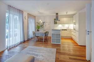 Möbliert: Haus‑in‑Haus‑Wohnung in exklusiver Lage am Isarhochufer  – Die vollständige Adresse der Immobilie erhältst du vom Anbieter., 81545 Harlaching, München – Vorschaubild 2
