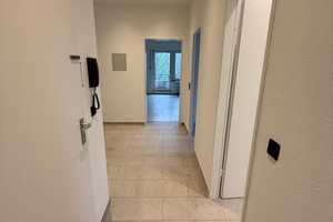 Teilweise renoviert! 2-Zimmerwohnung in Wuppertal-Oberbarmen mit Balkon – Gennebrecker Straße 140b, 42279 Wuppertal – Vorschaubild 9