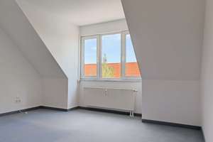 Bezugsfreie 3-Zimmer-Dachgeschosswohnung mit Westbalkon, EBK und Tiefgaragenstellplatz – Die vollständige Adresse der Immobilie erhältst du vom Anbieter., 1217 Kleinpestitz/Mockritz, Dresden – Vorschaubild 6