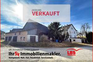 Wohnhaus mit großer Scheune - Platz für 7 Garagen - auf 1.700 m² Grundstück – Die vollständige Adresse der Immobilie erhältst du vom Anbieter., 88605 Sauldorf – Vorschaubild 1