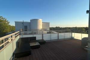 Sanierte 4-Raum-Penthouse-Maisonette- Wohnung mit überdachtem Balkon & großer Dachterrasse – Kurt-Schumacher-Straße 27, 33102 Kernstadt, Paderborn – Vorschaubild 2