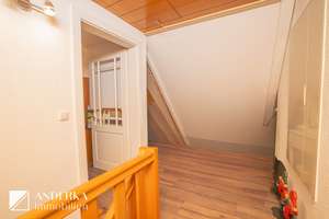 Liebevoll modernisiertes Wohnhaus mit besonderem Flair und Garten – Die vollständige Adresse der Immobilie erhältst du vom Anbieter., 89355 Gundremmingen – Vorschaubild 9