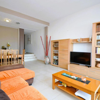 Reihenhaus in Instituto zu verkaufen, 3 Schlafzimmer.