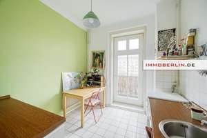 IMMOBERLIN.DE - Charmante Altbauwohnung mit Balkon + Lift in gefragter Lage – Die vollständige Adresse der Immobilie erhältst du vom Anbieter., 10243 Friedrichshain, Berlin – Vorschaubild 5