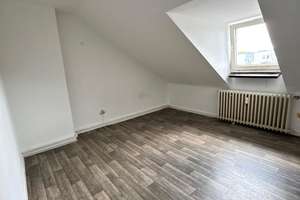 1-Zimmer-Dachgeschosswohnung mit separater Küche – ideal für Singles oder Studierende – Friedrich-Ebert-Str. 5, 41236 Rheydt, Mönchengladbach – Vorschaubild 2