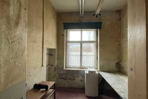 teilsaniertes Wohn- und Geschäftshaus (Zweifamilienhaus) wartet auf Fertigstellung in Oelsnitz – Vogtlandkreis – Vorschaubild 9