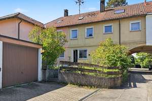 Charmantes Reihenhaus mit Garten und Garage in Schwenningen – Die vollständige Adresse der Immobilie erhältst du vom Anbieter., 78056 Schwenningen, Villingen-Schwenningen – Vorschaubild 3