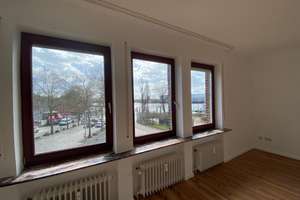 Lichtdurchflutete 3-Zimmer Wohnung mit Balkon und Weserblick in Bremen-Vegesack