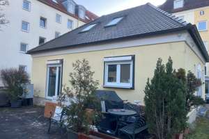 Besonderes Wohnerlebnis am Schäfflerbach  – Hausgefühl innerhalb einer Wohnanlage – Die vollständige Adresse der Immobilie erhältst du vom Anbieter., 86152 Am Schäfflerbach, Augsburg – Vorschaubild 2