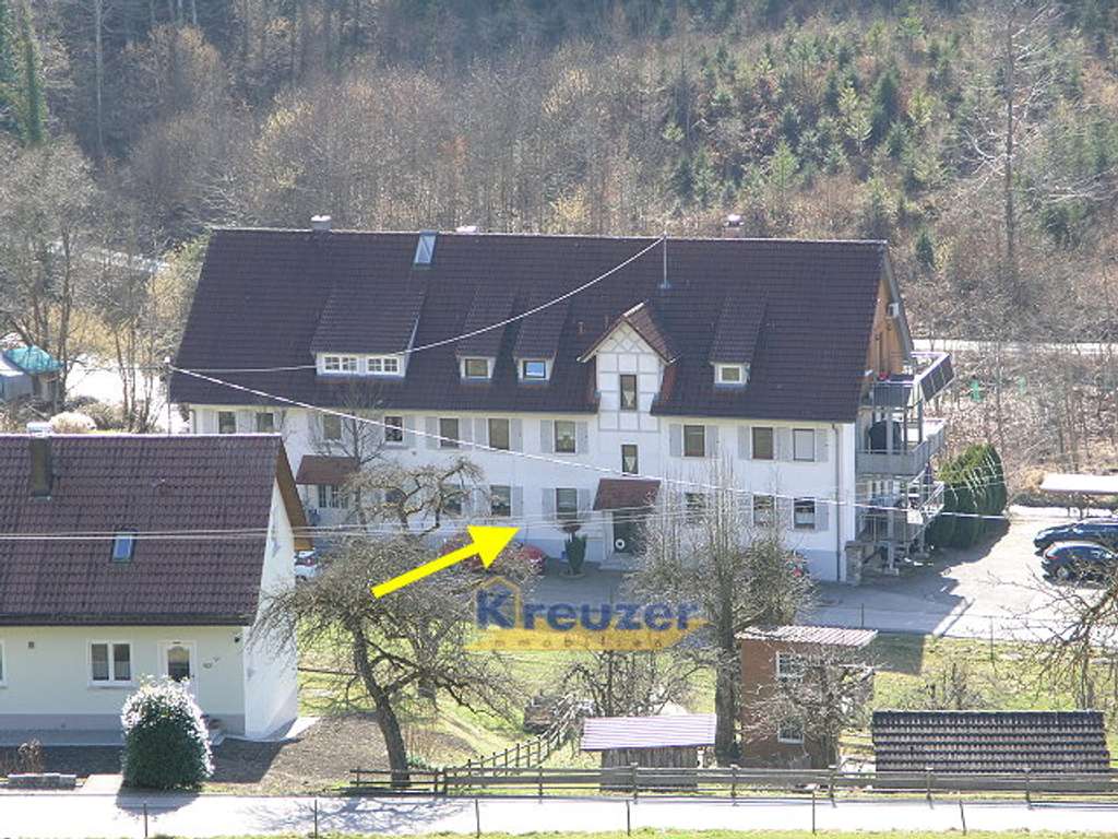 Immobilie in Bergatreute - Ruhig * Naturnah * Freiwerdend - Nette 3 Zi.-Wohnung mit Balkon in Teilort von Bergatreute ! - Bild 2