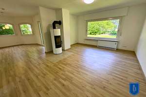 Ihr Rückzugsort im Grünen mit Kaminofen, Loggia und herrlicher Aussicht – Die vollständige Adresse der Immobilie erhältst du vom Anbieter., 72574 Bad Urach – Vorschaubild 2
