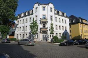  Helle 2 Raumwohnung, Laminat, Bad mit Wanne und EBK 