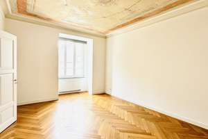 Altbau-Juwel in Schwabing – 3,5 Zimmer mit original Deckenmalerei – Franz-Joseph-Str. 45, 80801 Neuschwabing, München – Vorschaubild 2