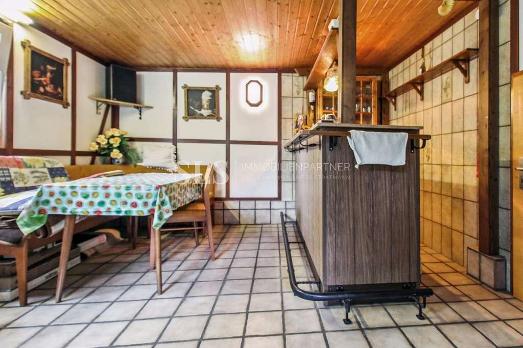 Immobilie in Unna - Charmantes Fachwerkhaus mit historischem Charakter und vielseitigen Nutzungsmöglichkeiten - Bild 4