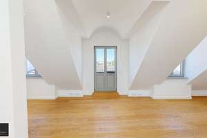 Bestlage Lehel: Kernsanierte Altbau-Traumwohnung mit Dachterrasse und Balkon – Die vollständige Adresse der Immobilie erhältst du vom Anbieter., 80538 Lehel, München – Vorschaubild 11