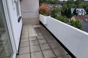 Seltenes Fundstück!  3-Zi-Whg., 85m² mit ausbaufähigem Dachgeschoss (45m²) und Sonnenbalkon – 42651 Solingen-Mitte, Solingen – Vorschaubild 4