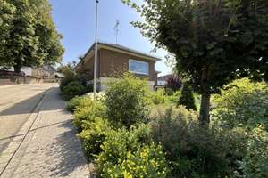 Wohnen, wo andere Urlaub machen. Wohnerlebnis in schöner Eifellandschaft. – Die vollständige Adresse der Immobilie erhältst du vom Anbieter., 56729 Langscheid – Vorschaubild 6