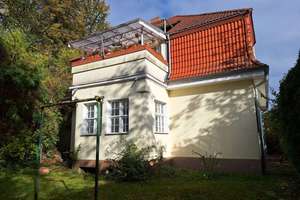 freie Wohnungen - Villa / 3-Familien-Haus mit Garten kurz vor der Insel Usedom – Die vollständige Adresse der Immobilie erhältst du vom Anbieter., 17438 Wolgast – Vorschaubild 4