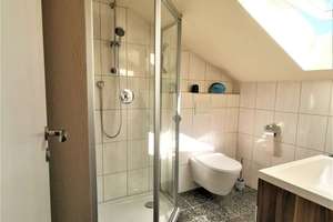 Großzügiges Wohnhaus mit hochwertiger Ausstattung und moderner PV-Anlage – Die vollständige Adresse der Immobilie erhältst du vom Anbieter., 94554 Moos – Vorschaubild 16