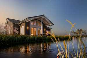 Bestpreisgarantie - Lichtdurchfluteter Bungalow – Berlin – Vorschaubild 1