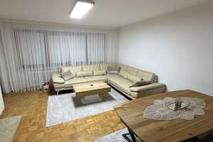 Attraktive Familienwohnung nahe Innenstadt und Park – Königsbergerallee 74, 47058 Duissern, Duisburg – Vorschaubild 2