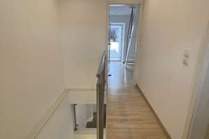 *Bonn Plittersdorf*
Kernsaniertes Einfamilienhaus in unmittelbarer Rheinnähe! – Die vollständige Adresse der Immobilie erhältst du vom Anbieter., 53175 Plittersdorf, Bonn – Vorschaubild 6