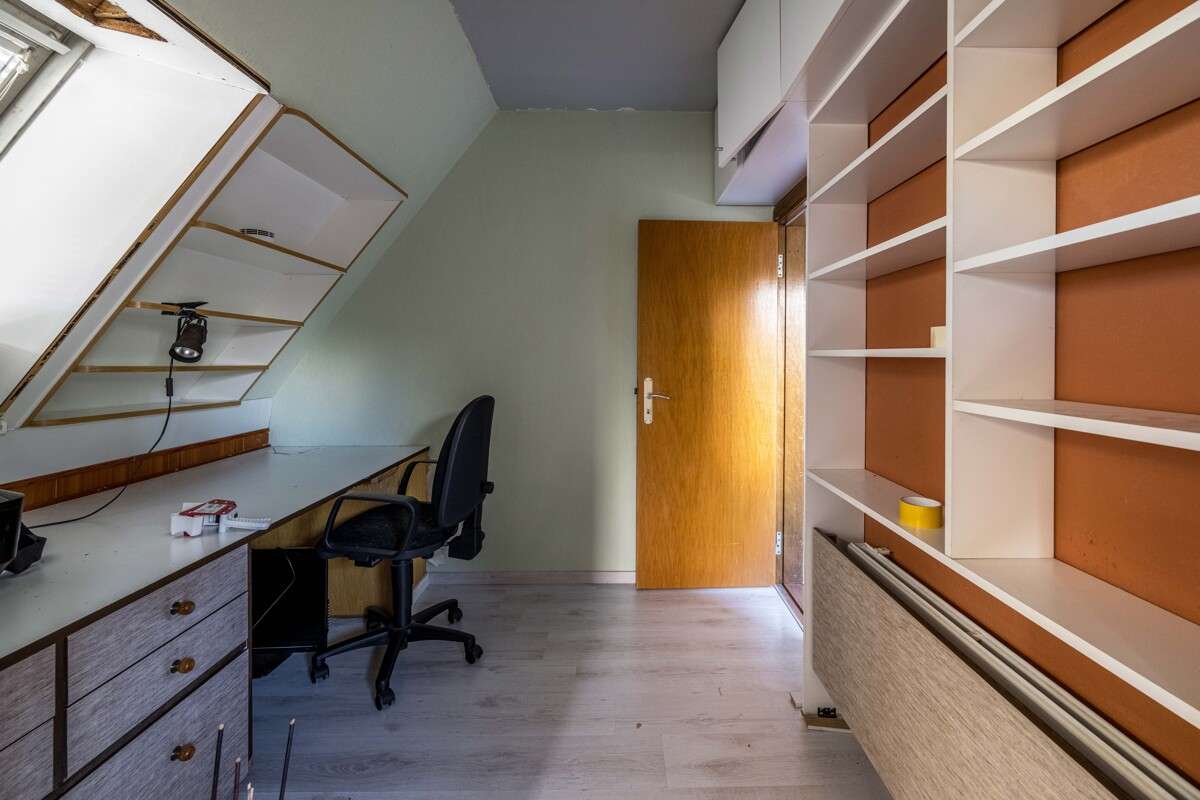 Immobilie in Geestland - Einzigartiges Einfamilienhaus in Debstedt: Geräumiges Wohnen mit zwei Garagen und großem Grundstück - Bild 11