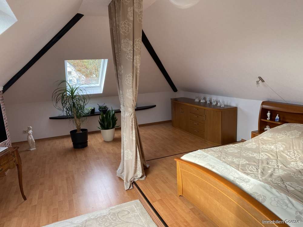 Immobilie in Cremlingen - Schönes Einfamilienhaus mit viel Platz - Bild 6