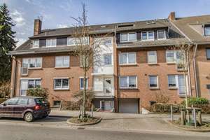 Bremen-Hastedt: geräumige Maisonette-Eigentumswohnung mit 4 Zimmern und Tiefgaragenstellplatz