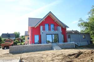OH-129-25 Einfamilienwohnhaus in Neukirchen-Balbini zu Vermieten – Die vollständige Adresse der Immobilie erhältst du vom Anbieter., 92445 Neukirchen-Balbini – Vorschaubild 3