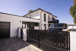 Großartige Villa mit großem Garten, Pool und modernster Ausstattung in München, Viel Platz! – Die vollständige Adresse der Immobilie erhältst du vom Anbieter., 80995 Ludwigsfeld, München – Vorschaubild 1