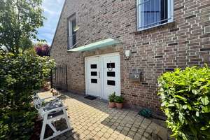 Ein Haus zum Verlieben – modernes Wohnen mit Gartenoase in Meerbusch-Lank – Die vollständige Adresse der Immobilie erhältst du vom Anbieter., 40668 Meerbusch – Vorschaubild 19