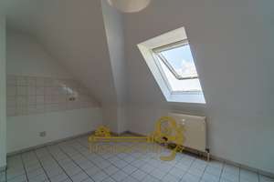 Großzügige Dachgeschosswohnung mit Balkon und Potenzial zur 2-Raum-Wohnung in Dresden-Plauen – Die vollständige Adresse der Immobilie erhältst du vom Anbieter., 1187 Plauen (Stadtteil), Dresden – Vorschaubild 12