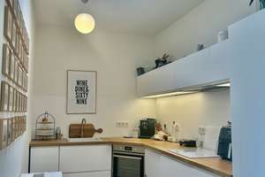 Stilvolles Penthouse in Pempelfort: 2,5 Zimmer mit Balkon – 40477 Pempelfort, Düsseldorf – Vorschaubild 3